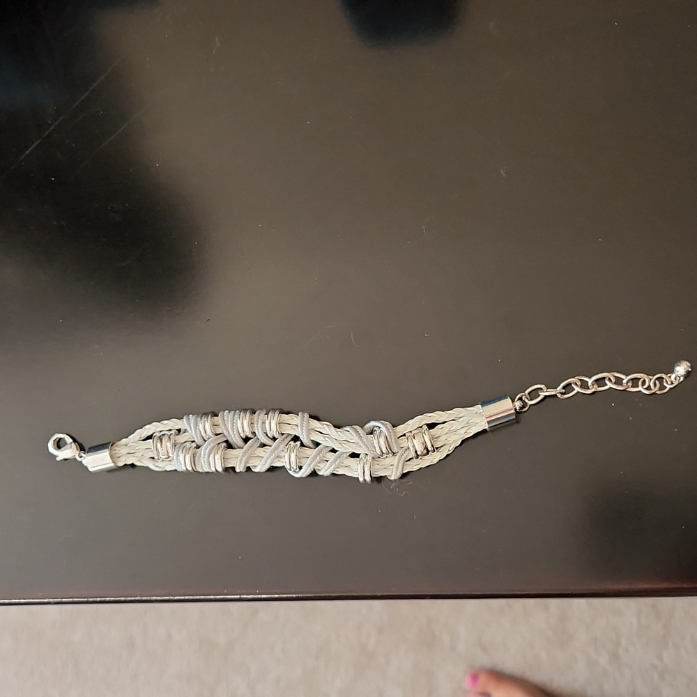 Bracelet - Picture 2 of 6